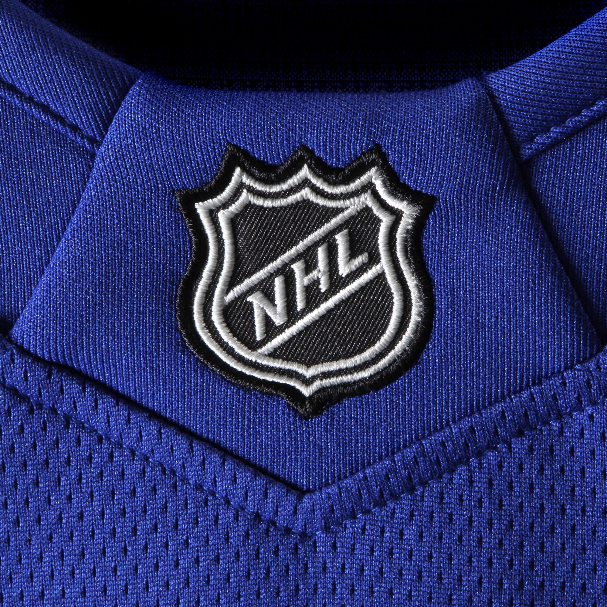 Fanatics Vancouver Canucks Breakaway Hockey Jersey - Image 5