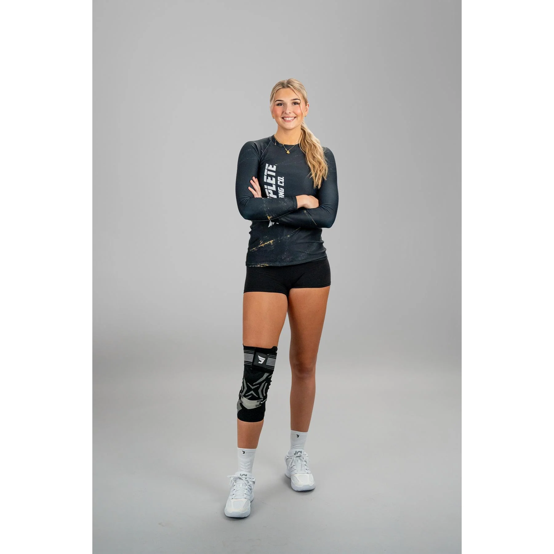 Jumplete Attakk 2.0 Volleyball Knee Support - Titanium Black - Image 5