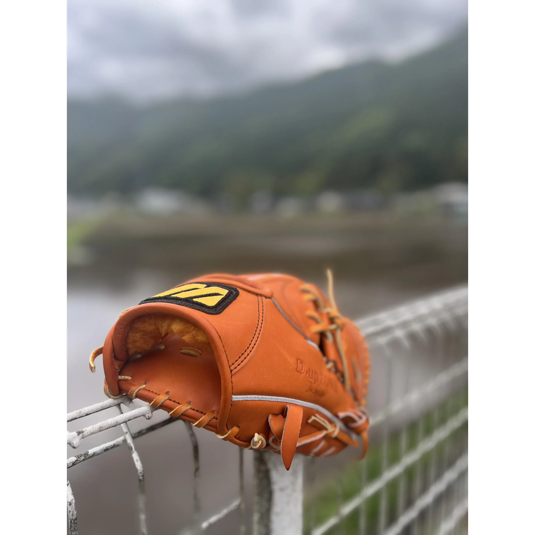 Mizuno Pro D-Up Zone Limited Edition Infield Baseball Glove (2024) - Image 3