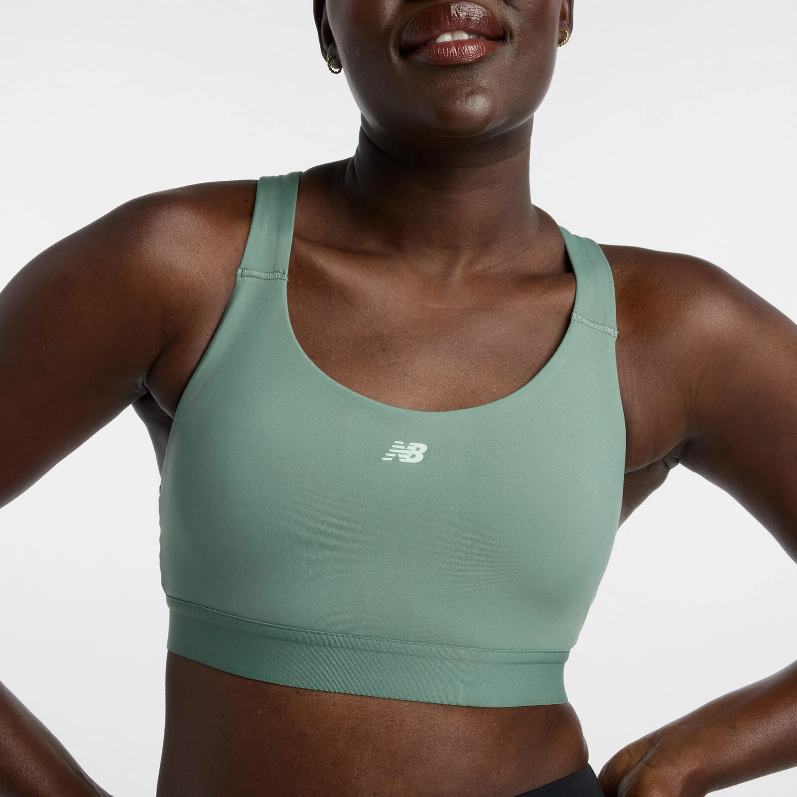 New Balance Essential Women's Train Bra - Image 5