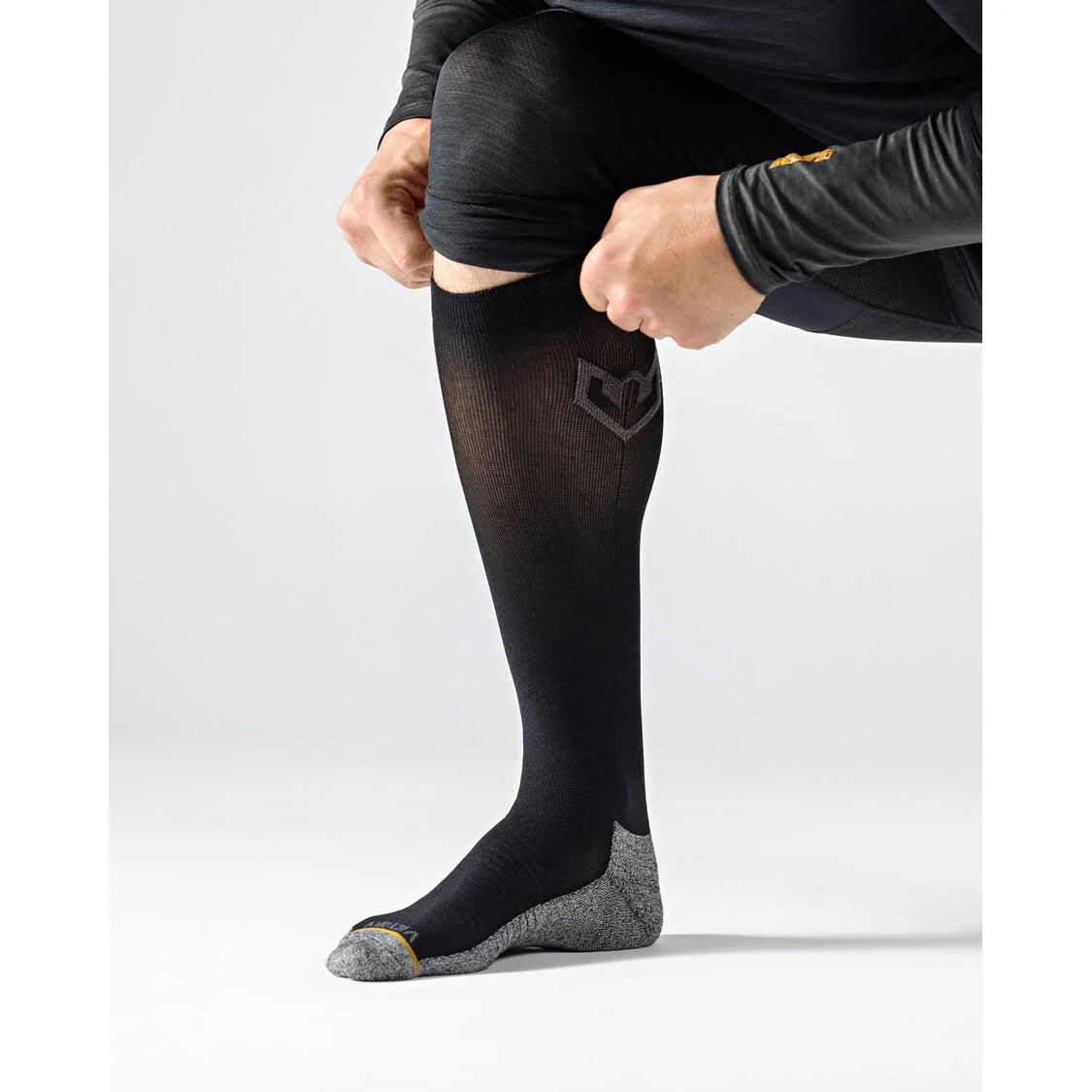 Warroad Game Day Tech Hockey Socks - Black - Image 7